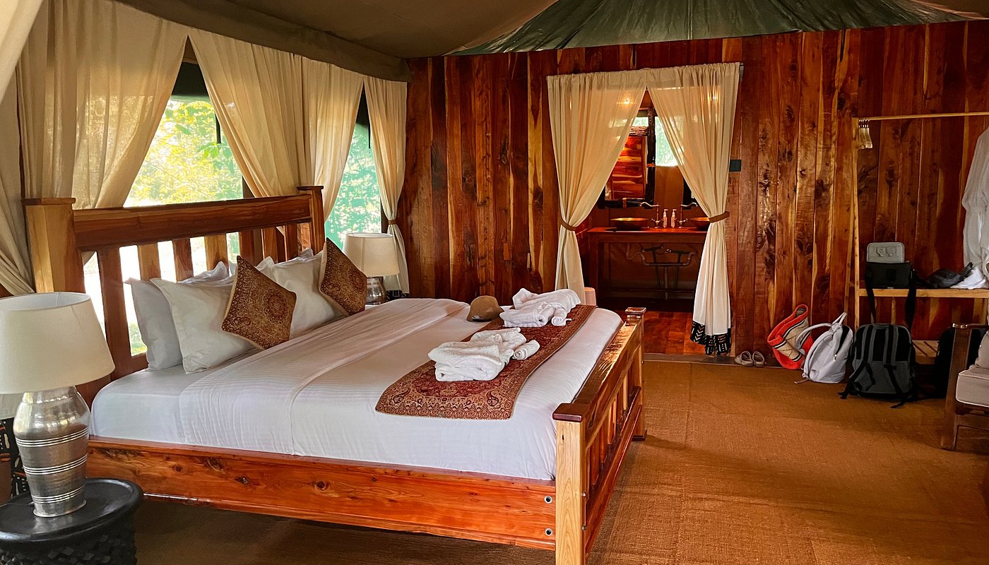 Enkakenya Camp, Olare Orok River, Masai Mara